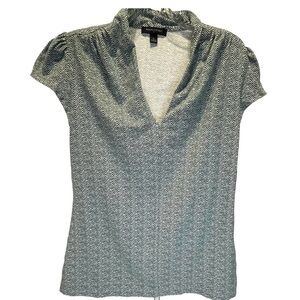 Banana Republic Women's Dark Green and White Patterned Top Size M